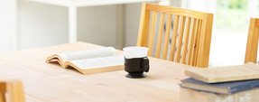 自殺によって息子を失った女性が、その苦しみを乗り越えるまで【幸福の科学 信者体験記】